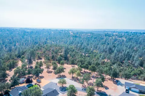 11427 Prosperity Ln, Redding, CA 96003 photo 13