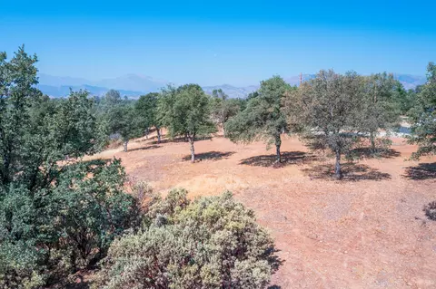 11427 Prosperity Ln, Redding, CA 96003 photo 6