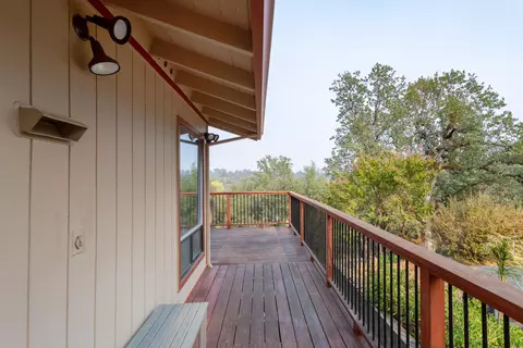 20554 Old 44 Dr, Redding, CA 96003 photo 10