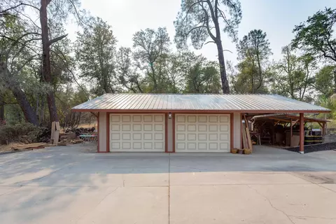 20554 Old 44 Dr, Redding, CA 96003 photo 4