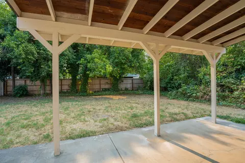 807 Coronado St, Redding, CA 96003 photo 5