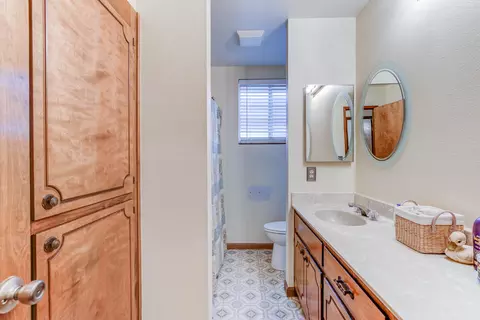1150 Pineland Dr, Redding, CA 96002 photo 22