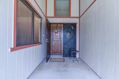1150 Pineland Dr, Redding, CA 96002 photo 3