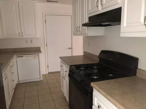3096 Lawrence Rd, Redding, CA 96002 photo 3
