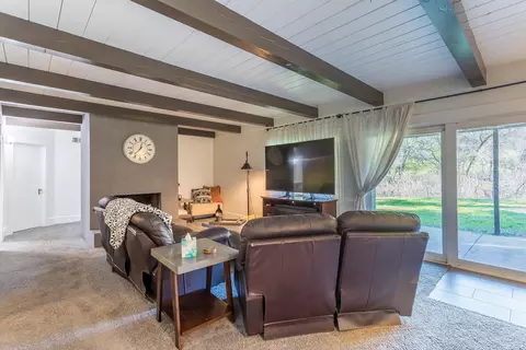 605 Overhill Dr, Redding, CA 96001 photo 17
