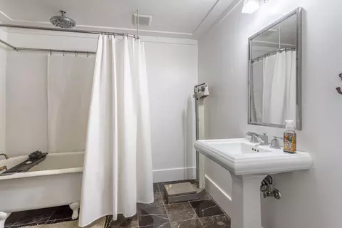 605 Overhill Dr, Redding, CA 96001 photo 23