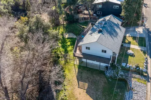 605 Overhill Dr, Redding, CA 96001 photo 28
