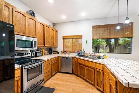 3280 Golden Heights Dr, Redding, CA 96003 photo 11