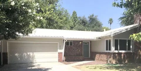 2812 Freebridge St, Redding, CA 96001 photo 1