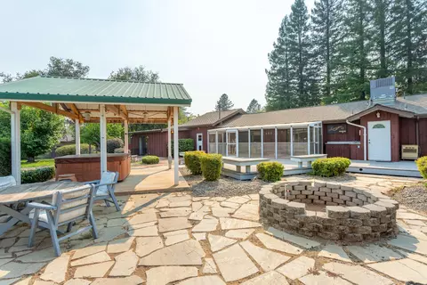 4391 Alta Mesa Dr, Redding, CA 96002 photo 23