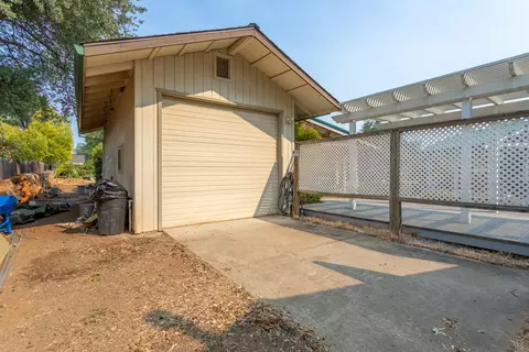 4391 Alta Mesa Dr, Redding, CA 96002 photo 25