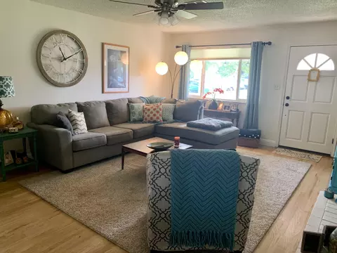 6250 Paso Dr, Redding, CA 96001 photo 2