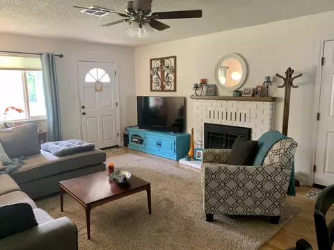 6250 Paso Dr, Redding, CA 96001 photo 3