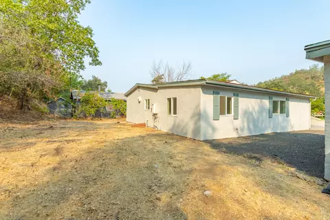 1775 Kenyon Dr, Redding, CA 96001 photo 18