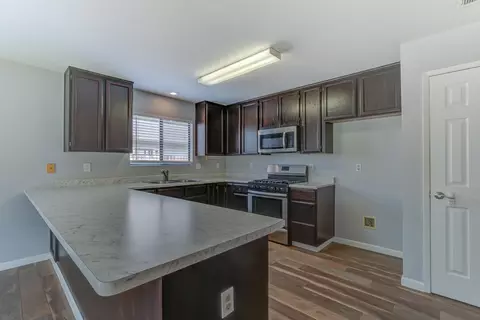 1744 Sterling Dr, Redding, CA 96002 photo 11
