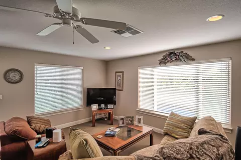 1210 Chandon Ct, Redding, CA 96003 photo 32