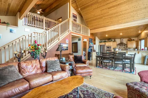 5716 Palmer, Weed, CA 96094 photo 7
