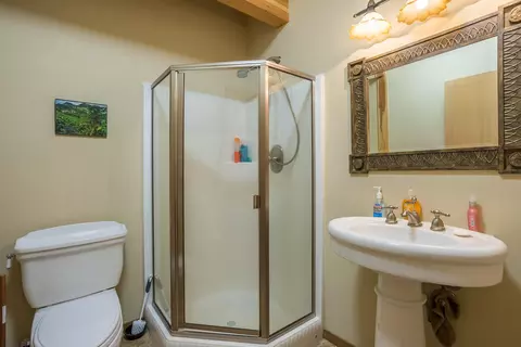 5716 Palmer, Weed, CA 96094 photo 23