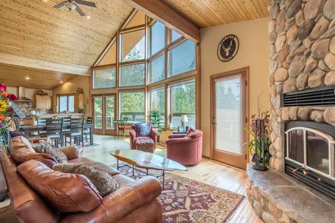 5716 Palmer, Weed, CA 96094 photo 6