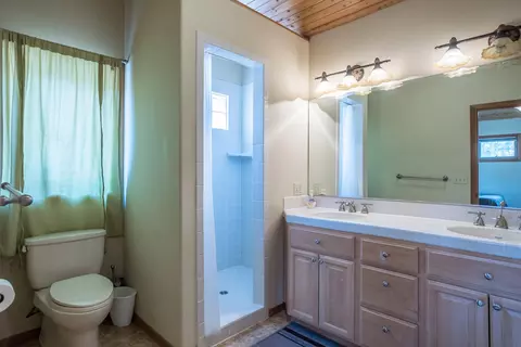 5716 Palmer, Weed, CA 96094 photo 16