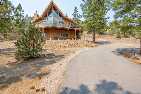 5716 Palmer, Weed, CA 96094 photo 1