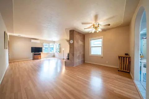 925 Gold St, Redding, CA 96001 photo 8
