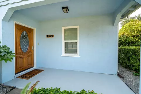 925 Gold St, Redding, CA 96001 photo 4
