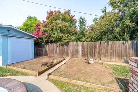 925 Gold St, Redding, CA 96001 photo 21