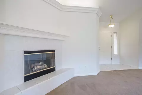 863 Paramount Way, Redding, CA 96003 photo 5