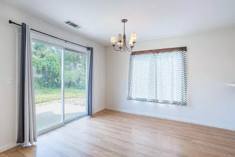 863 Paramount Way, Redding, CA 96003 photo 10