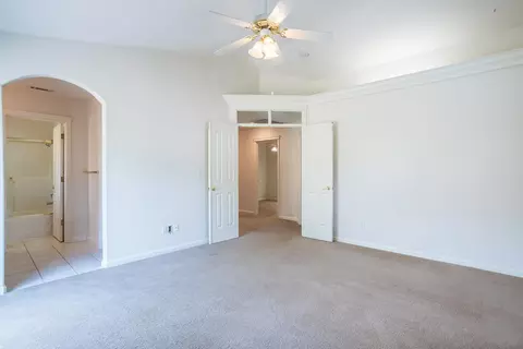 863 Paramount Way, Redding, CA 96003 photo 13