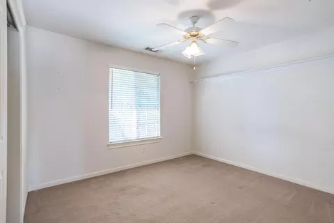863 Paramount Way, Redding, CA 96003 photo 19