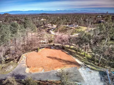 15217 Mountain Shadows, Redding, CA 96001 photo 4