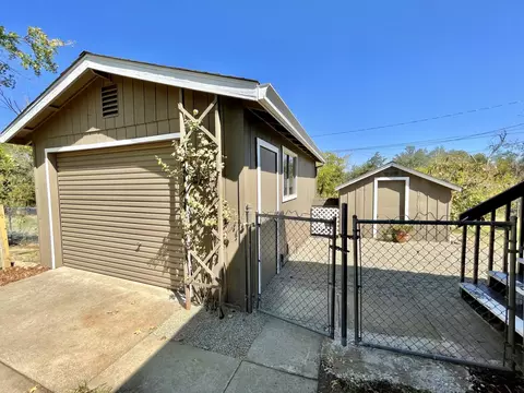 1805 Mesa St, Redding, CA 96001 photo 36
