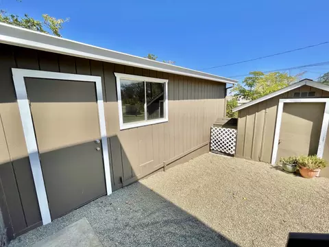 1805 Mesa St, Redding, CA 96001 photo 38