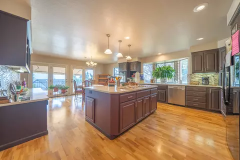 3182 Pinot Path, Redding, CA 96001 photo 9