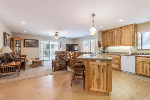 1648 Sterling Dr, Redding, CA 96003 photo 10