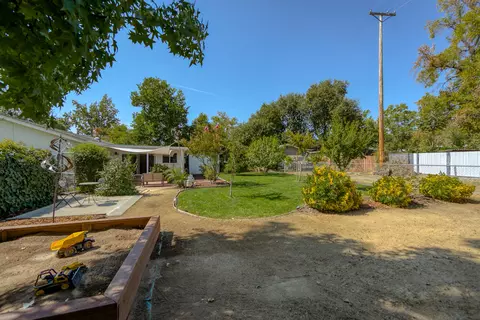 850 Gold St, Redding, CA 96001 photo 66