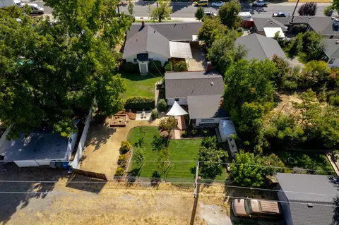 850 Gold St, Redding, CA 96001 photo 71