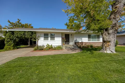 850 Gold St, Redding, CA 96001 photo 1