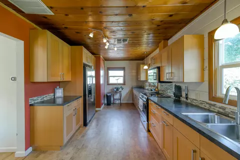 850 Gold St, Redding, CA 96001 photo 52