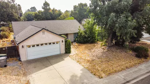5517 Mill Pond Ln, Redding, CA 96001 photo 4