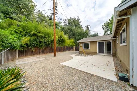 1723 Del Mar Ave, Redding, CA 96003 photo 30