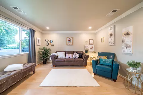 1723 Del Mar Ave, Redding, CA 96003 photo 6
