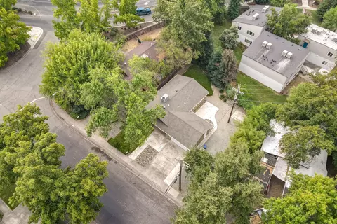 1723 Del Mar Ave, Redding, CA 96003 photo 36