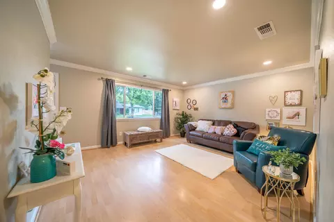 1723 Del Mar Ave, Redding, CA 96003 photo 7