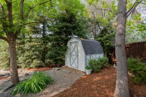 19232 Sellins View Ct, Redding, CA 96003 photo 50