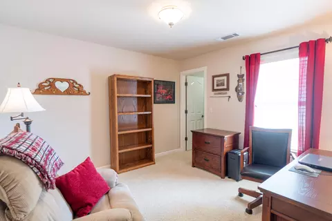 19232 Sellins View Ct, Redding, CA 96003 photo 19