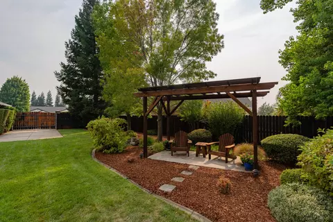 19232 Sellins View Ct, Redding, CA 96003 photo 48