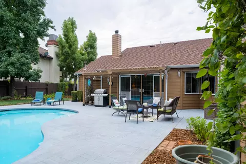 735 Sunriver Ln, Redding, CA 96001 photo 39
